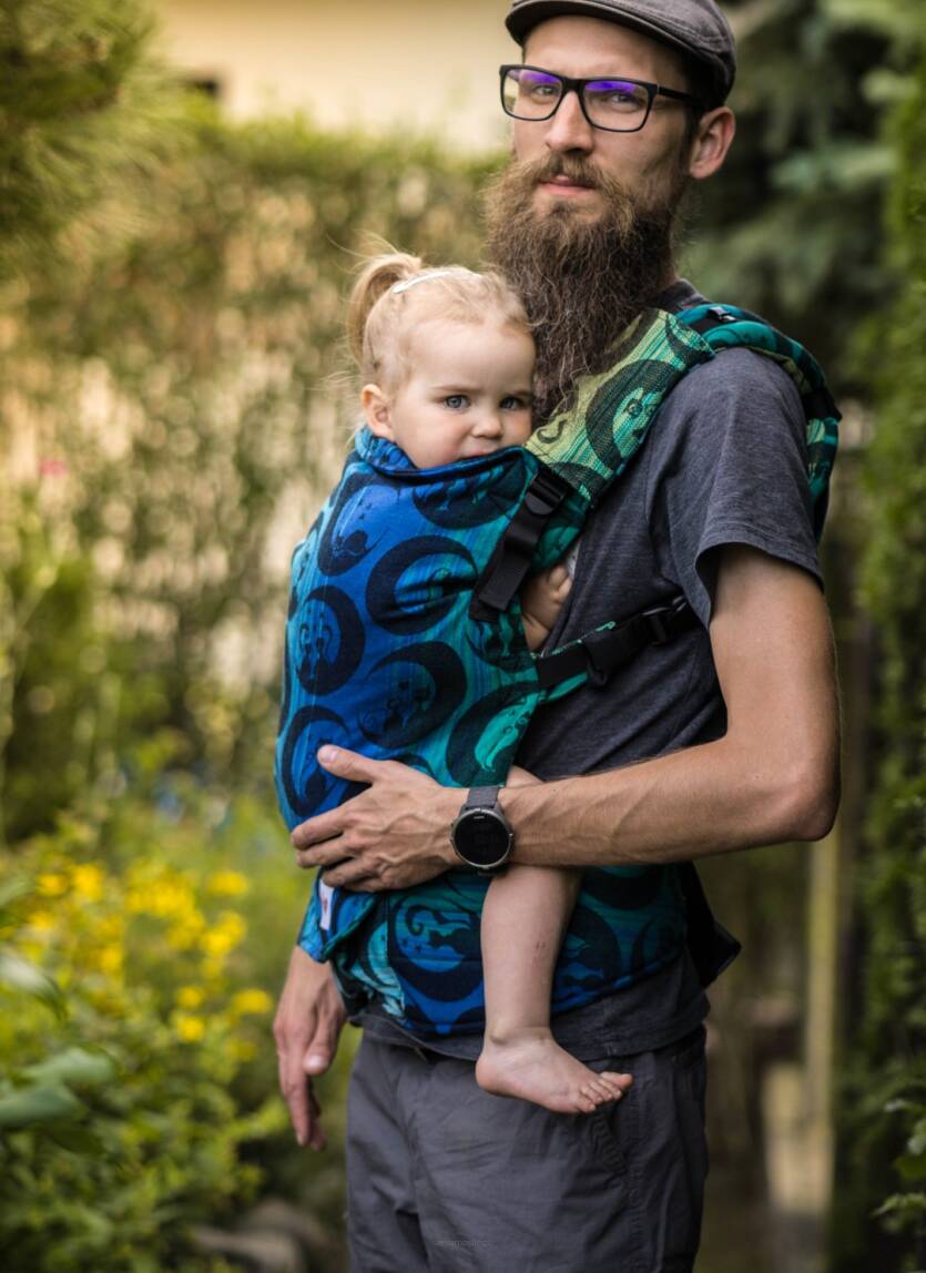 Freely Grow. Ergonomic baby carrier. Luna Forest.